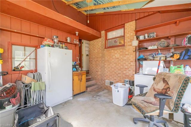 918 Hampton Street, Eden, NC 27288