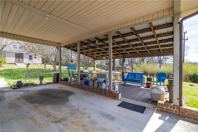 918 Hampton Street, Eden, NC 27288