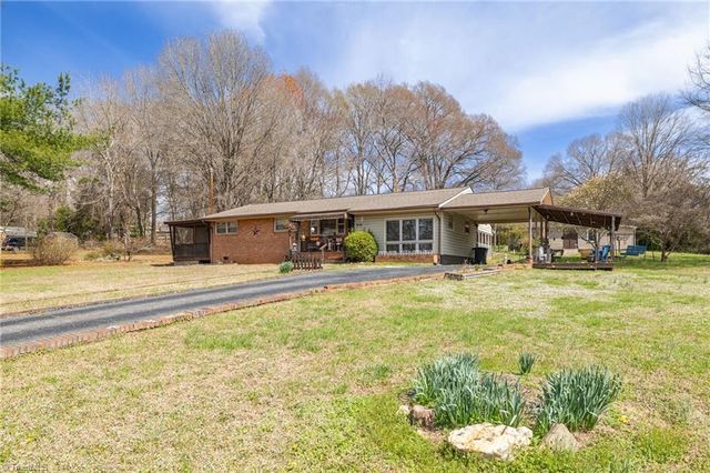 918 Hampton Street, Eden, NC 27288