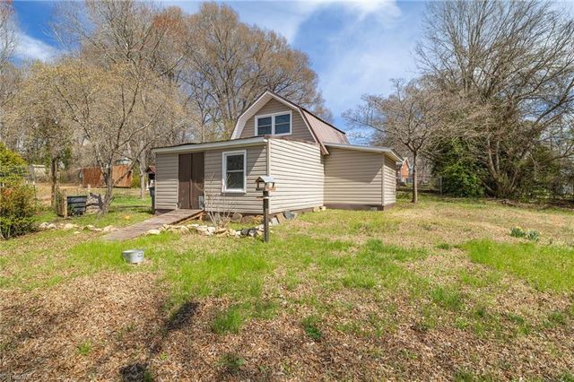 918 Hampton Street, Eden, NC 27288