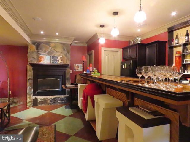 65 CLARK LN, Washington, VA 22747