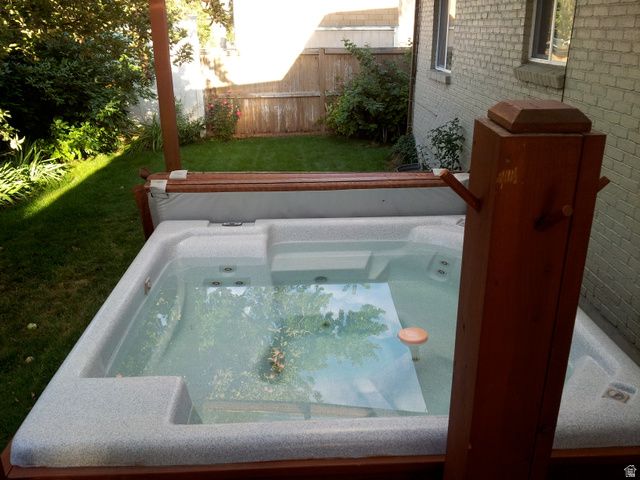 2156 E FALCON WAY, Sandy, UT 84093