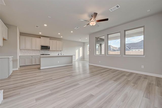 3433 Acacia Grove Ln, Conroe, TX 77386