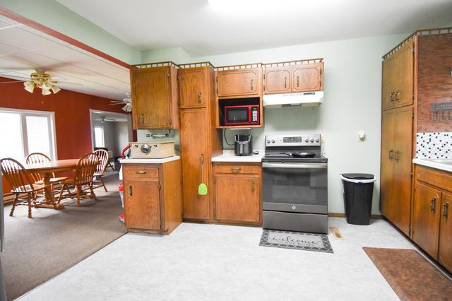 34311 150th Avenue NW, Newfolden, MN 56738