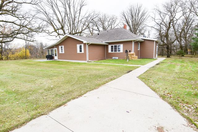 34311 150th Avenue NW, Newfolden, MN 56738