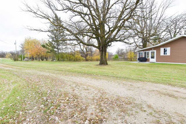 34311 150th Avenue NW, Newfolden, MN 56738