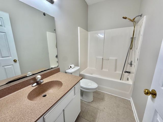 492 River Oaks Dr Apt 60B, Myrtle Beach, SC 29579