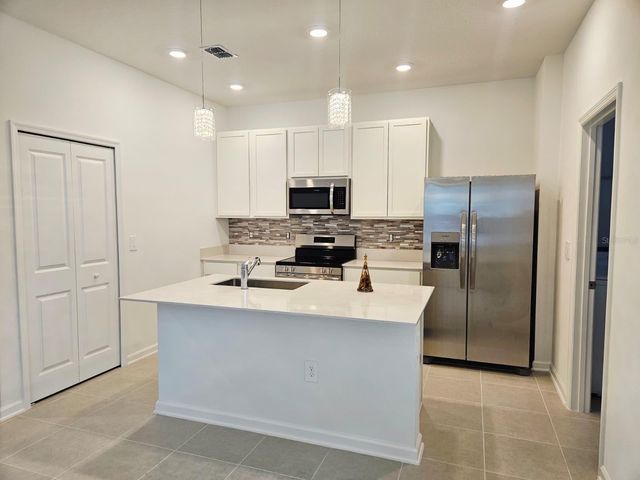 5828 MEDITATION DR, Clermont, FL 34714