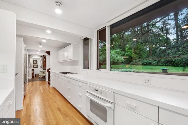 1330 POTOMAC SCHOOL RD, Mclean, VA 22101