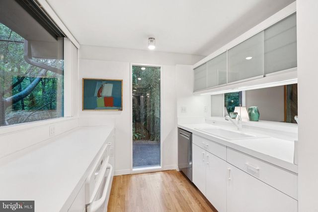 1330 POTOMAC SCHOOL RD, Mclean, VA 22101