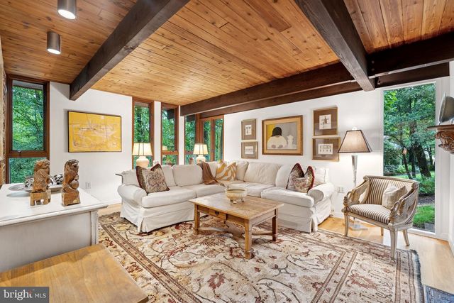 1330 POTOMAC SCHOOL RD, Mclean, VA 22101