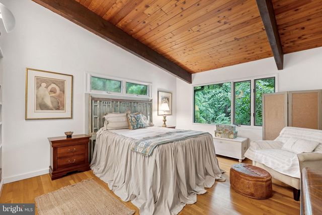 1330 POTOMAC SCHOOL RD, Mclean, VA 22101