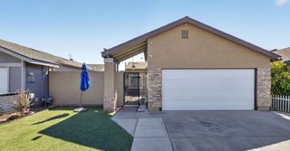 2638 N Selland Avenue, Fresno, CA 93722