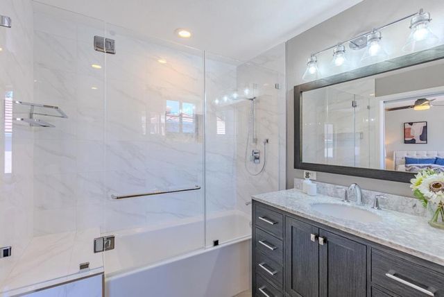 992 Alpine Terrace 5, Sunnyvale, CA 94086