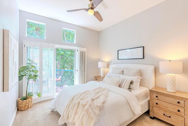 992 Alpine Terrace 5, Sunnyvale, CA 94086