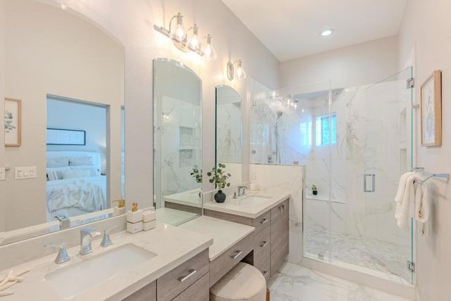 992 Alpine Terrace 5, Sunnyvale, CA 94086