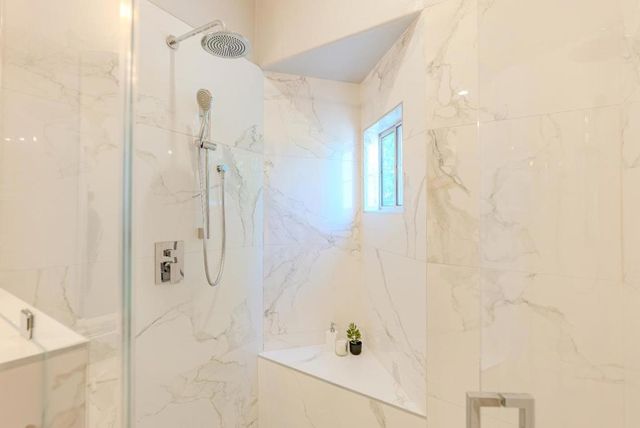 992 Alpine Terrace 5, Sunnyvale, CA 94086