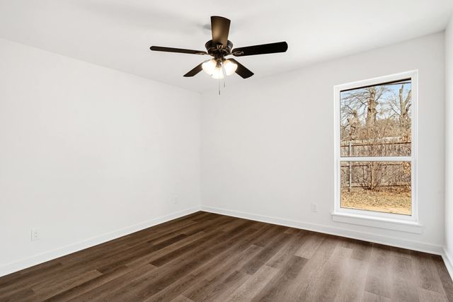 2725 Briarwood, Paris, TX 75460