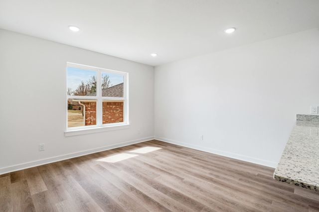 2725 Briarwood, Paris, TX 75460