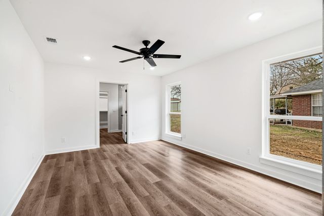 2725 Briarwood, Paris, TX 75460