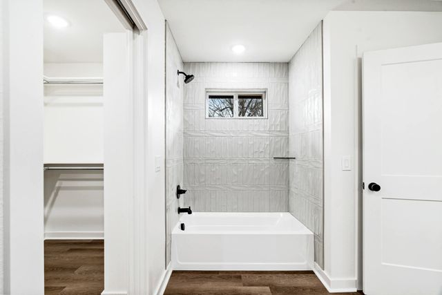 2725 Briarwood, Paris, TX 75460