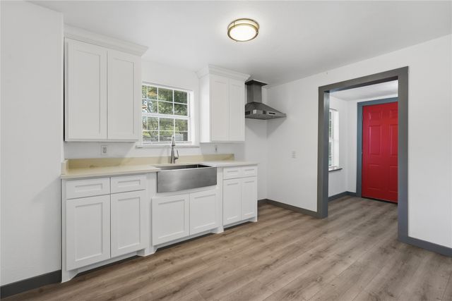 1118 Oxford Street, River Oaks, TX 76114