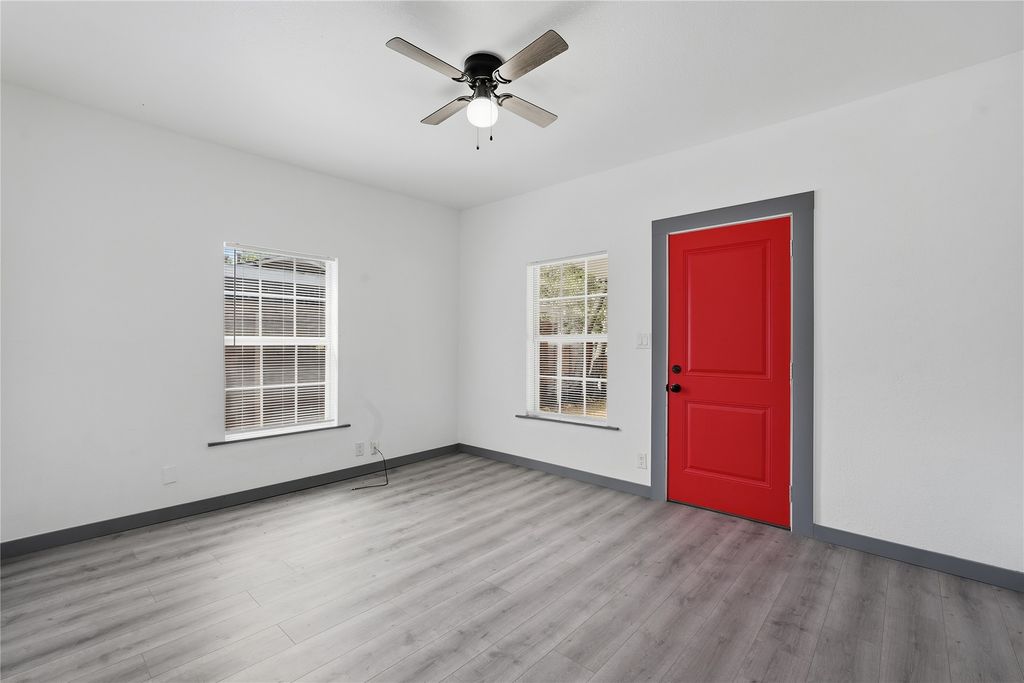 1118 Oxford Street, River Oaks, TX 76114 — photo 3
