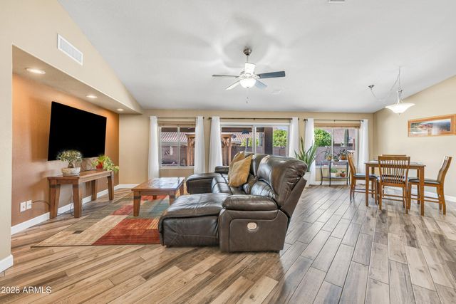 9555 E JUANITA Avenue, Mesa, AZ 85209