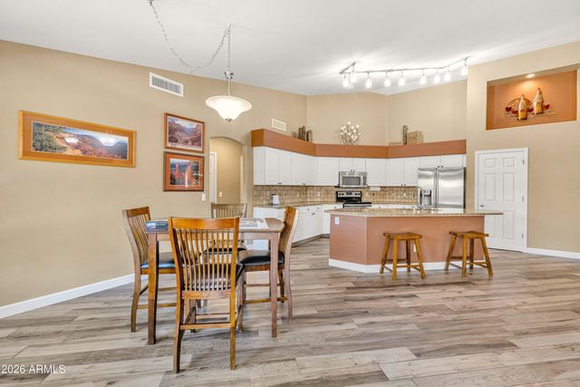 9555 E JUANITA Avenue, Mesa, AZ 85209