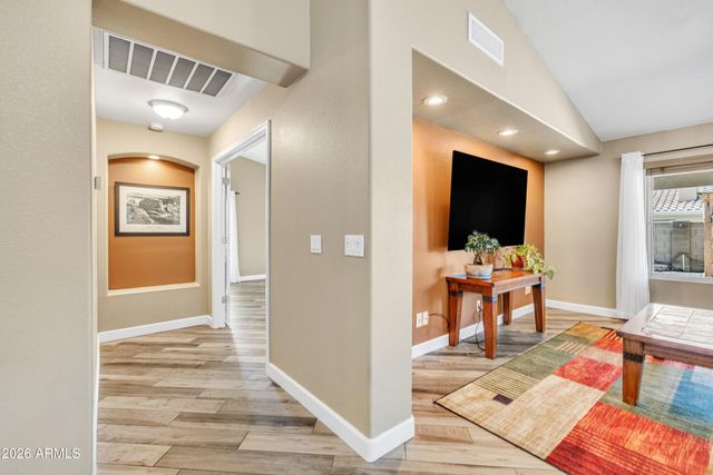 9555 E JUANITA Avenue, Mesa, AZ 85209