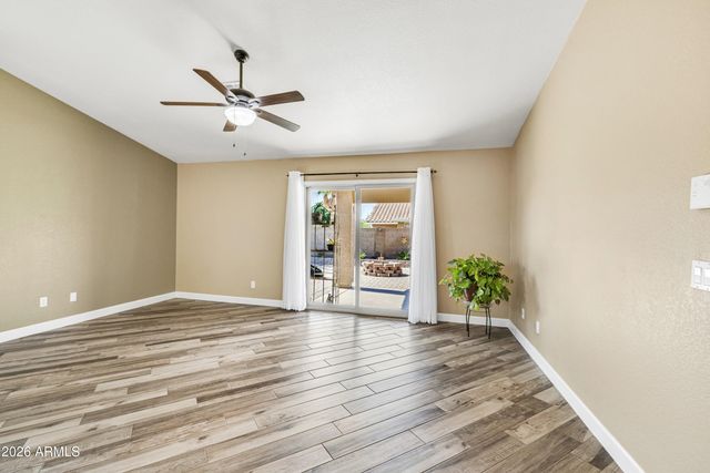 9555 E JUANITA Avenue, Mesa, AZ 85209