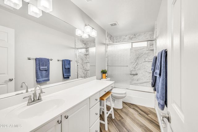 9555 E JUANITA Avenue, Mesa, AZ 85209