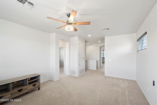 10402 S Cutting Horse Drive, Vail, AZ 85641