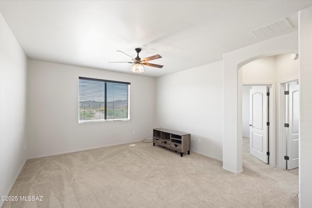 10402 S Cutting Horse Drive, Vail, AZ 85641