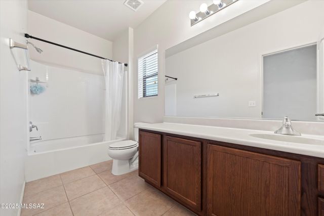 10402 S Cutting Horse Drive, Vail, AZ 85641