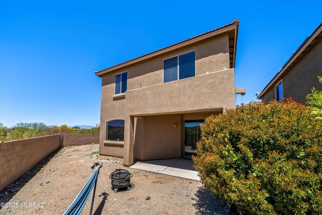 10402 S Cutting Horse Drive, Vail, AZ 85641