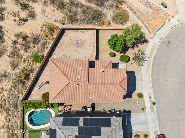 10402 S Cutting Horse Drive, Vail, AZ 85641