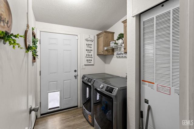 4401 Hughes Lane 191, Bakersfield, CA 93304