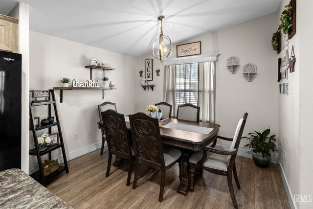 4401 Hughes Lane 191, Bakersfield, CA 93304