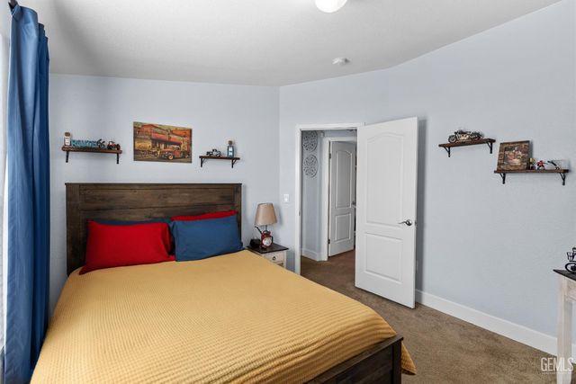 4401 Hughes Lane 191, Bakersfield, CA 93304