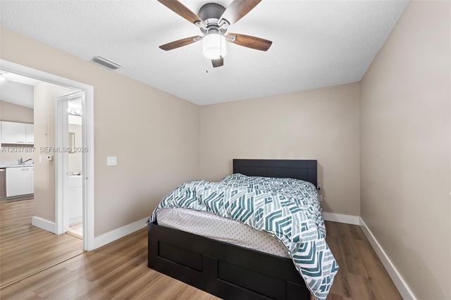 3690 N 56th Ave 948, Hollywood, FL 33021