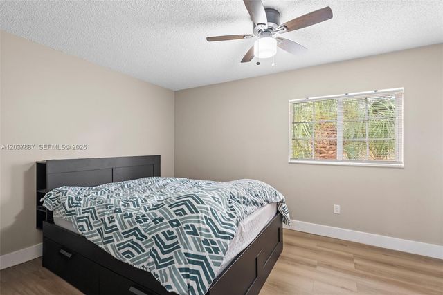 3690 N 56th Ave 948, Hollywood, FL 33021