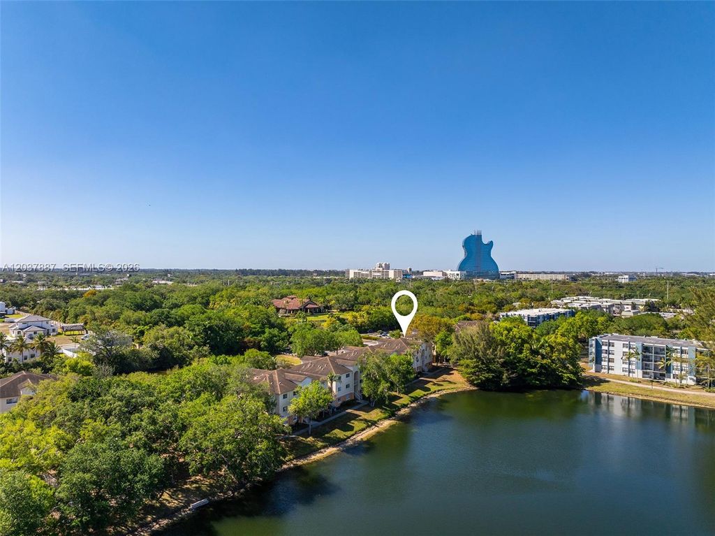 3690 N 56th Ave 948, Hollywood, FL 33021