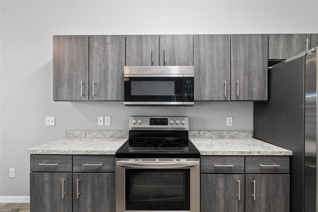 196 WILLOW ROAD, Ocala, FL 34472