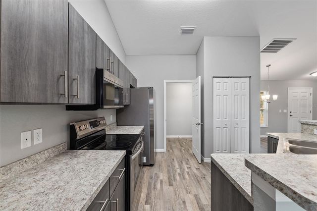 196 WILLOW ROAD, Ocala, FL 34472