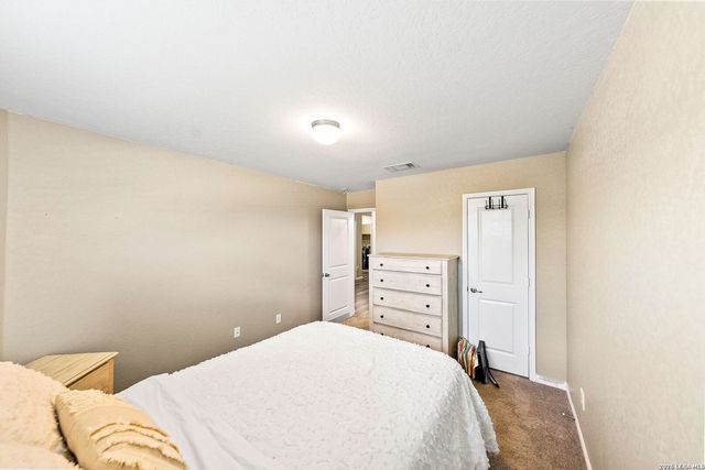 811 BLUE LANDING, San Antonio, TX 78221