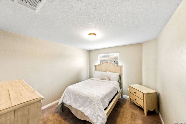 811 BLUE LANDING, San Antonio, TX 78221