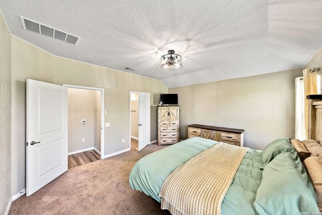 811 BLUE LANDING, San Antonio, TX 78221