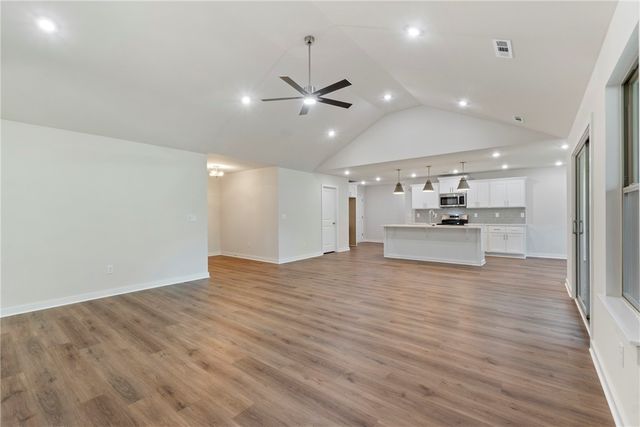 34 Brierfield Lane, Bella Vista, AR 72714