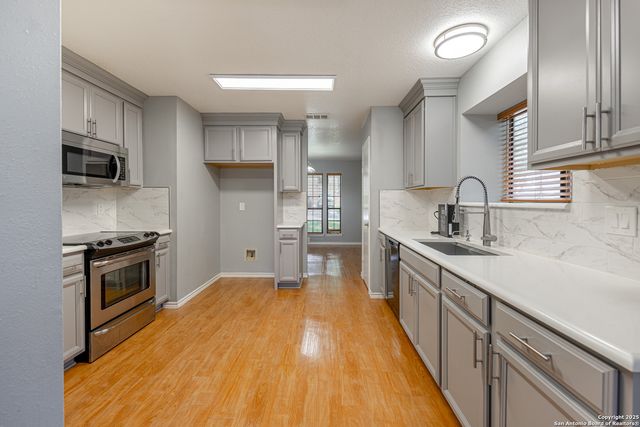 2717 Poplar Grove, Schertz, TX 78154